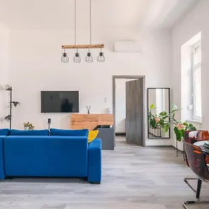  Appartamento Hero's Haven